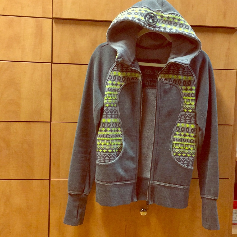 Lululemon wam limited edition zip up hoodie size2